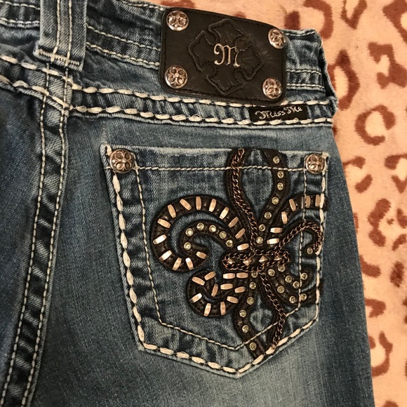 Miss Me Jeans Size 27,with 30 inch inseam - Picture 3 of 5